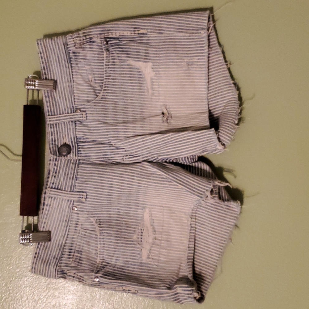 Daytrip Shorts - Size 26 - Pisces Fit